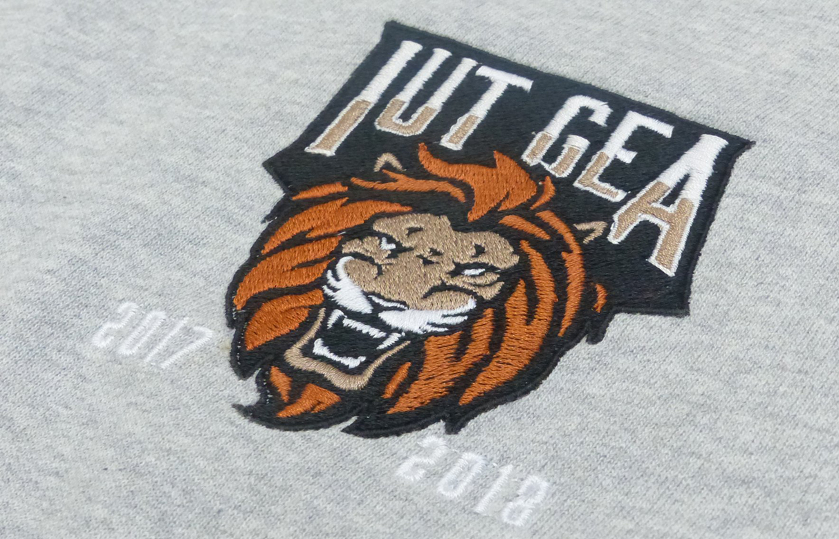 Logo de BDE brodé sur un sweat